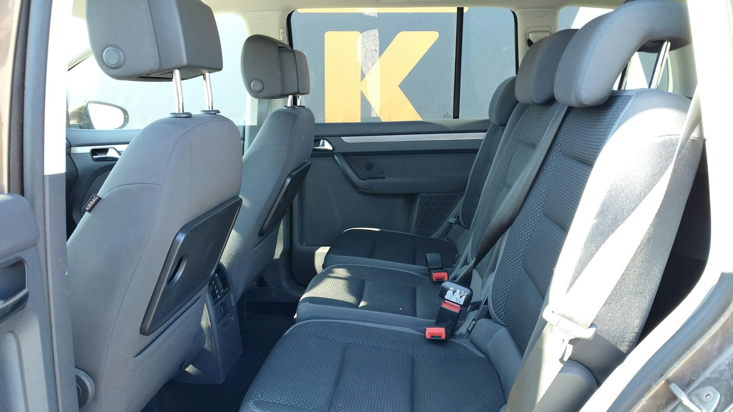 ruskea (beige) Volkswagen Touran 2013 kuva 10.