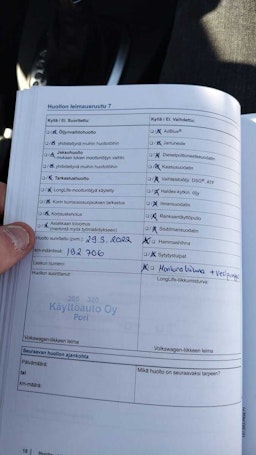 ruskea (beige) Volkswagen Touran 2013 kuva 19.