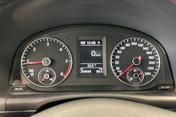 harmaa Volkswagen Touran 2013 kuva 14.
