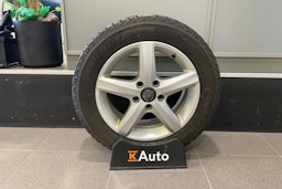 met. musta Volkswagen Touran 2013 kuva 23.