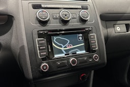 valkoinen Volkswagen Touran 2014 kuva 22.