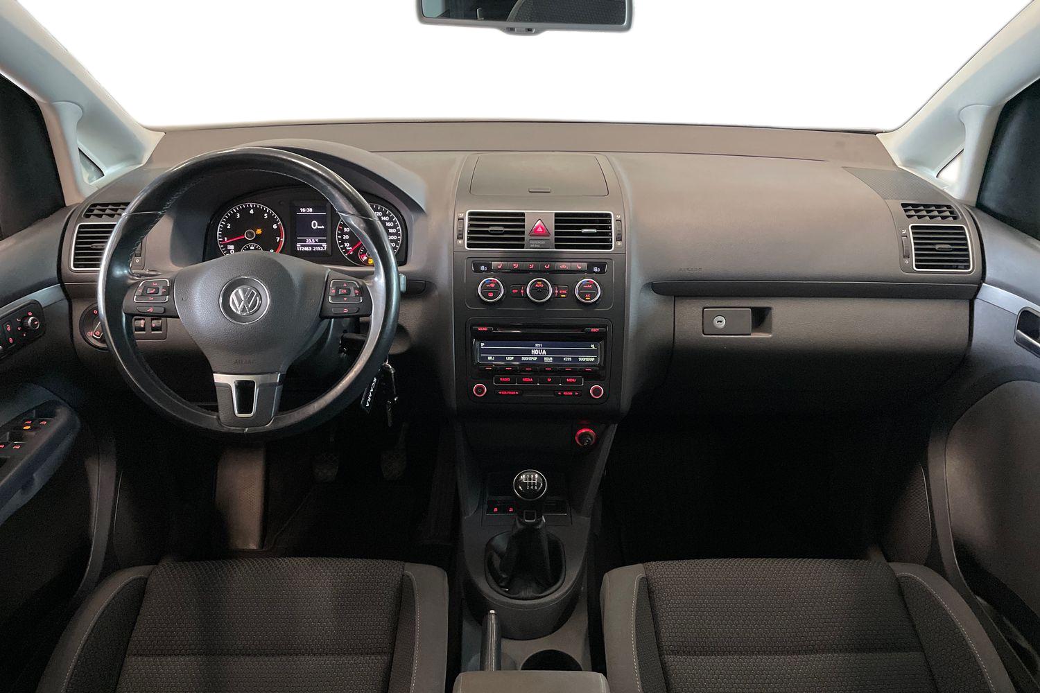 Volkswagen Touran 2013, photo 7/25