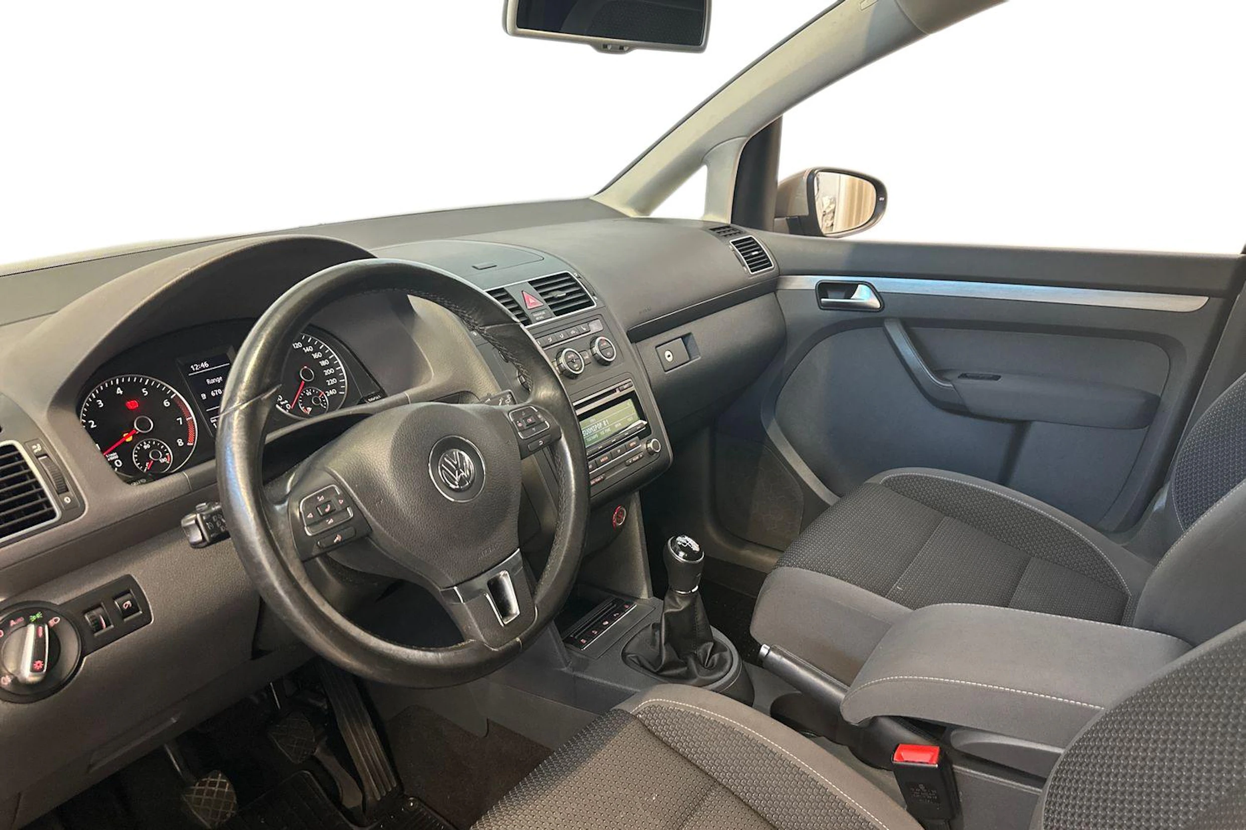 Ruskea (beige) Volkswagen TOURAN 2013 kuva 6.