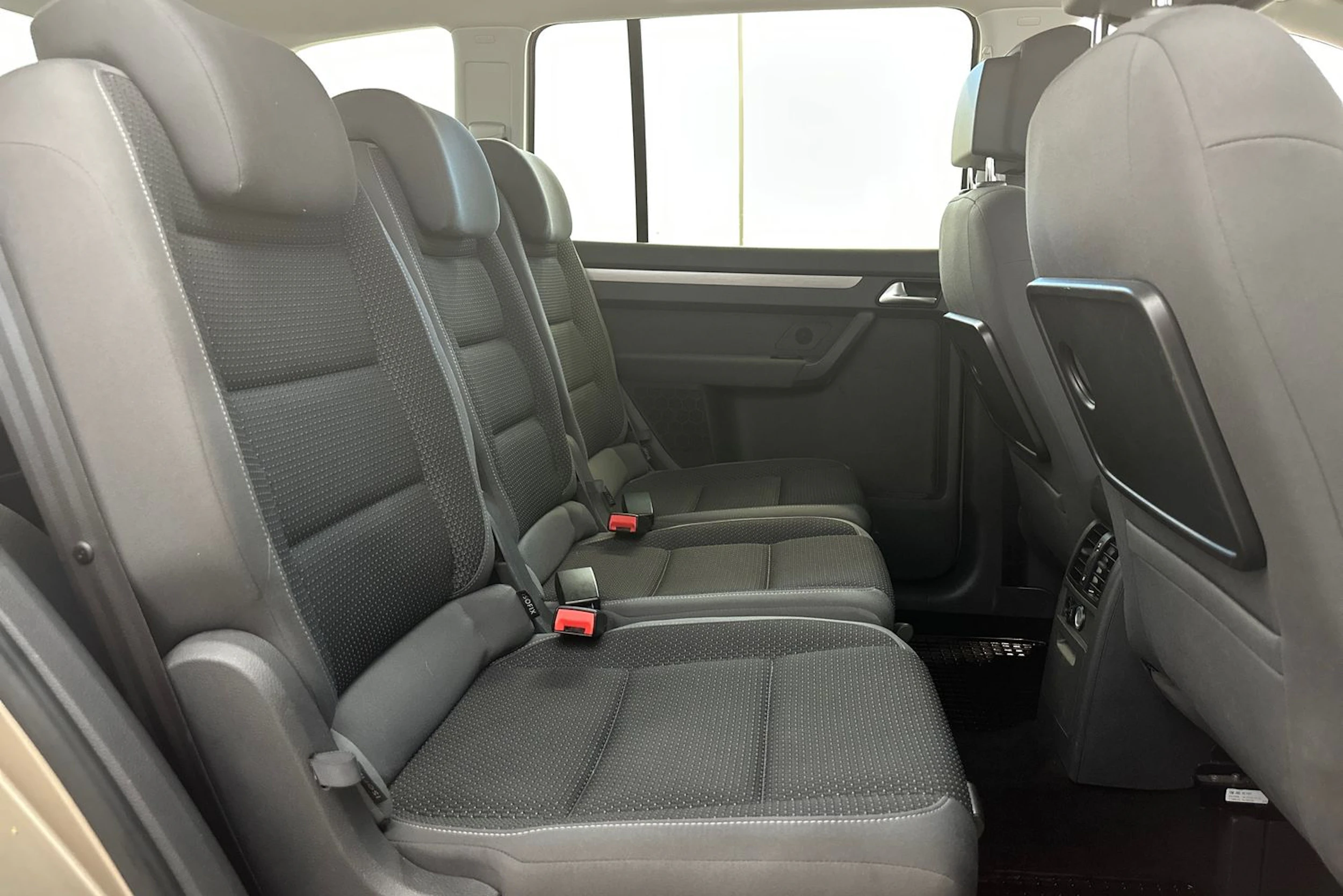 Ruskea (beige) Volkswagen TOURAN 2013 kuva 10.