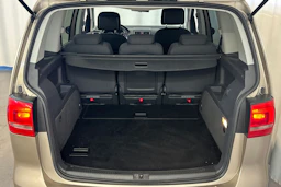 Ruskea (beige) Volkswagen TOURAN 2013 kuva 13.