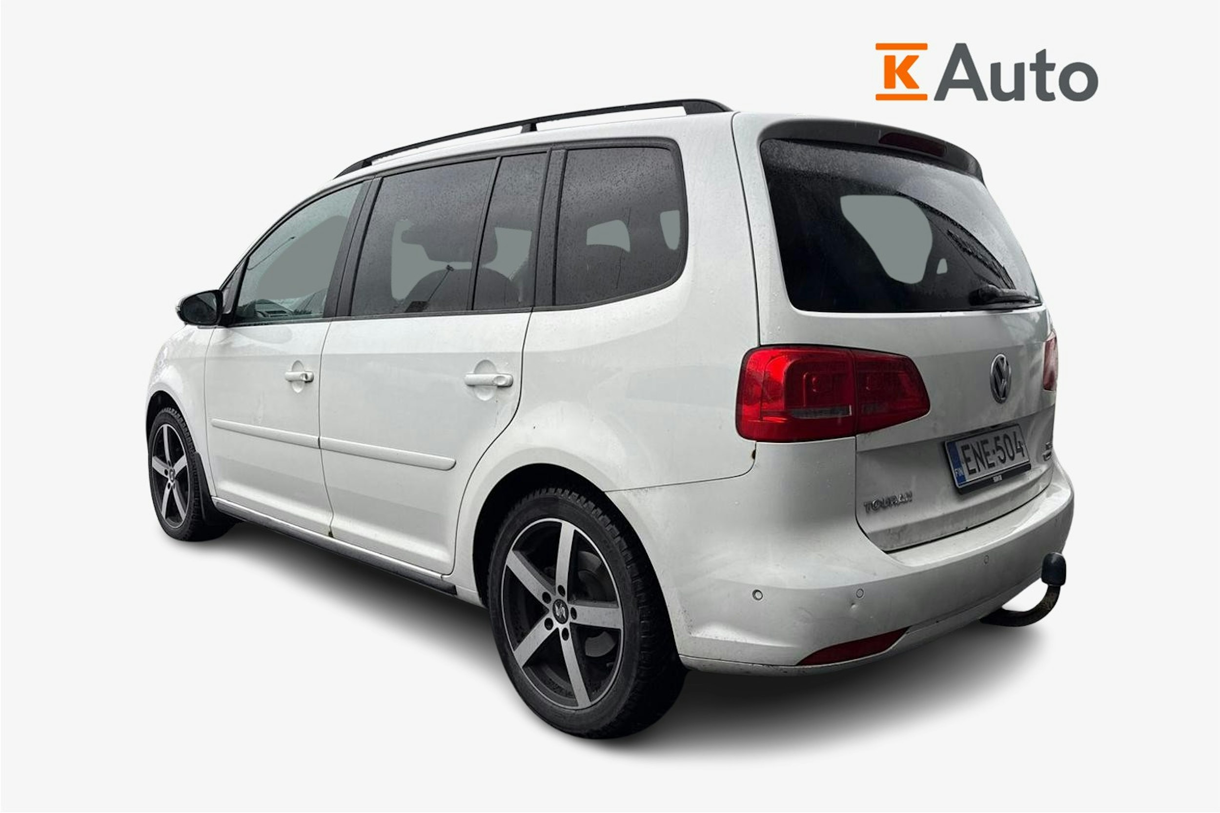 valkoinen Volkswagen Touran 2014 kuva 2.