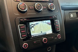 valkoinen Volkswagen Touran 2014 kuva 19.