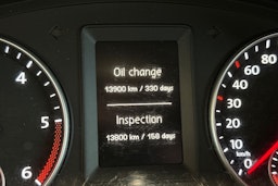 valkoinen Volkswagen Touran 2014 kuva 20.