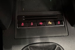 valkoinen Volkswagen Touran 2014 kuva 21.