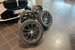valkoinen Volkswagen Touran 2014 kuva 10.