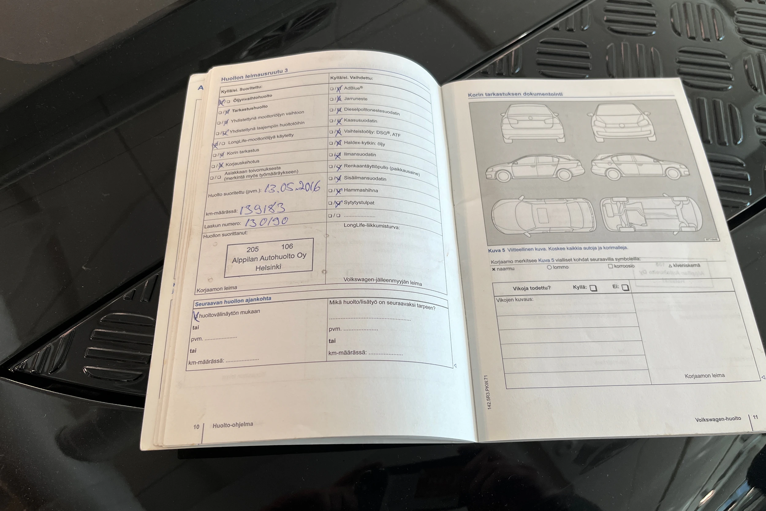 valkoinen Volkswagen Touran 2014 kuva 20.