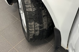 valkoinen Volkswagen Touran 2014 kuva 13.