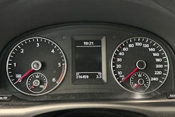 valkoinen Volkswagen Touran 2014 kuva 22.