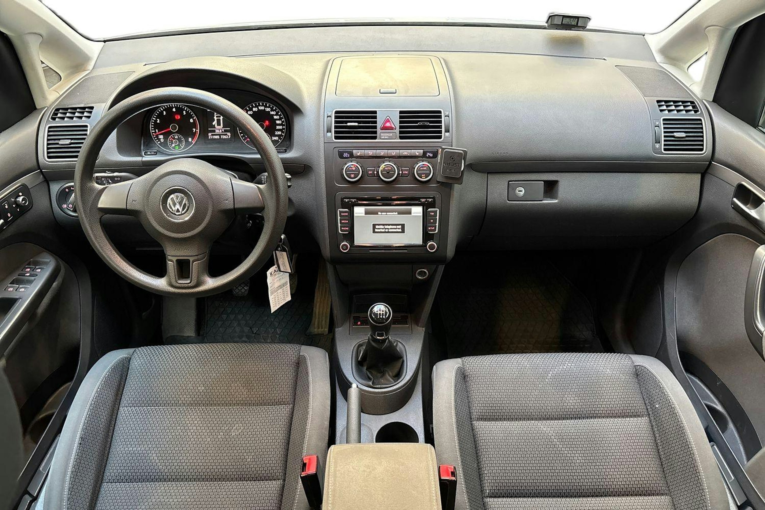 valkoinen Volkswagen Touran 2014 kuva 7.