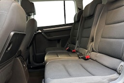 valkoinen Volkswagen Touran 2014 kuva 8.