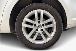 valkoinen Volkswagen Touran 2014 kuva 9.