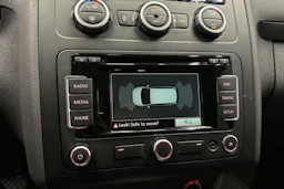 sininen Volkswagen Touran 2015 kuva 14.