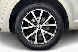 hopea Volkswagen Touran 2015 kuva 9.