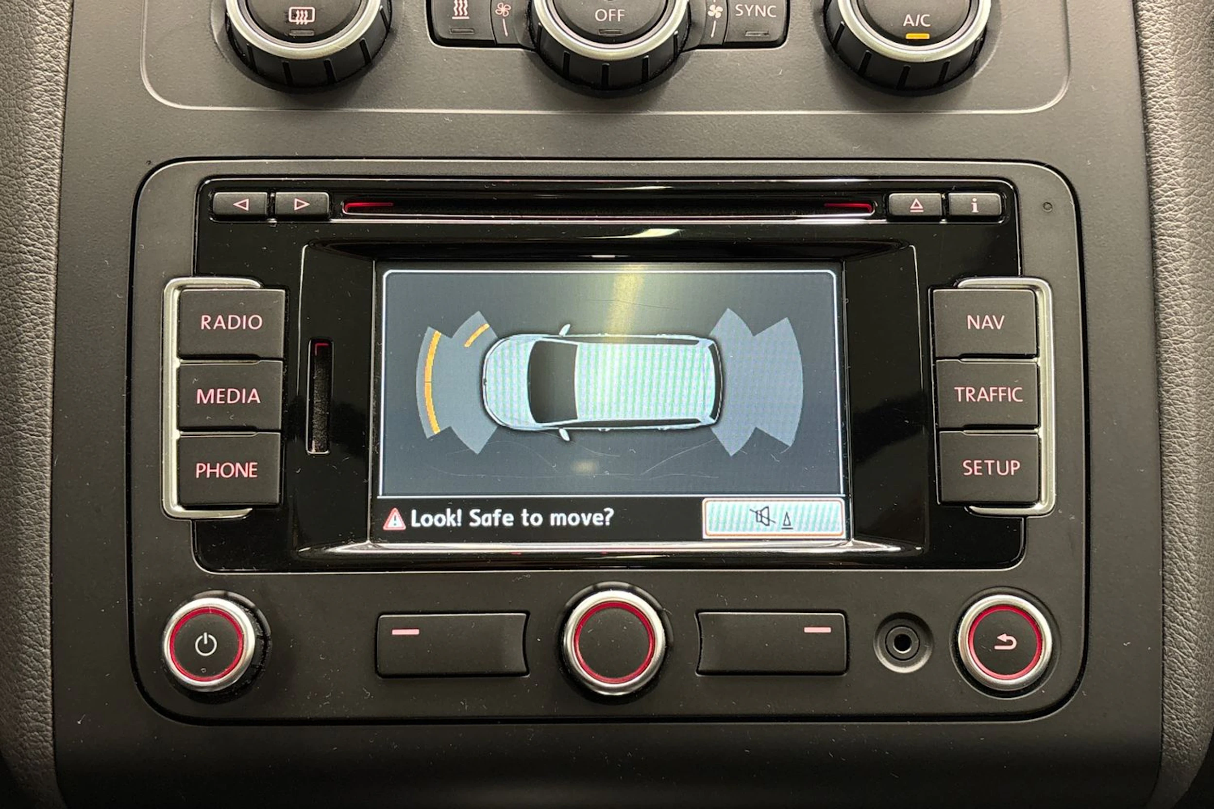 hopea Volkswagen Touran 2015 kuva 18.