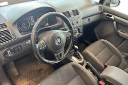 Ruskea (beige) Volkswagen TOURAN 2015 kuva 3.