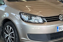 Ruskea (beige) Volkswagen TOURAN 2015 kuva 31.