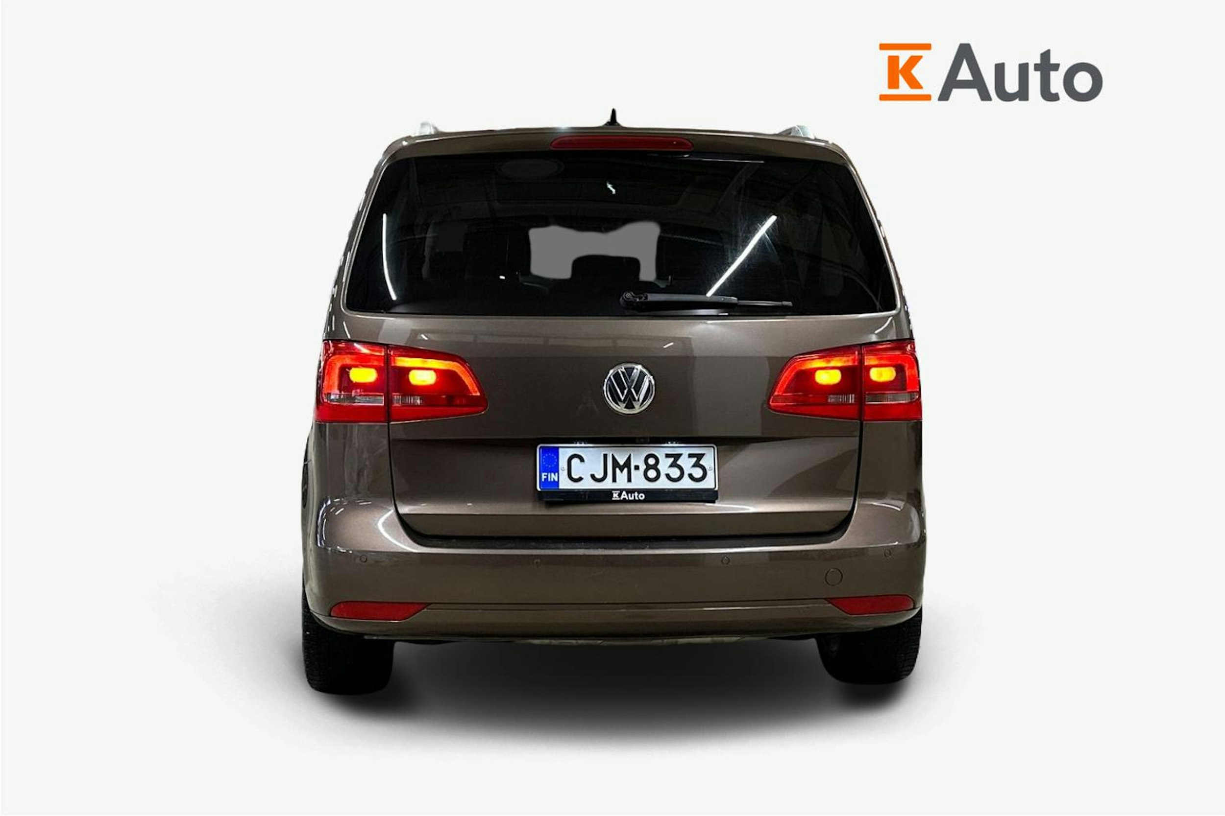 ruskea (beige) Volkswagen Touran 2015 kuva 6.