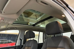 ruskea (beige) Volkswagen Touran 2015 kuva 20.