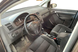 ruskea (beige) Volkswagen Touran 2015 kuva 3.