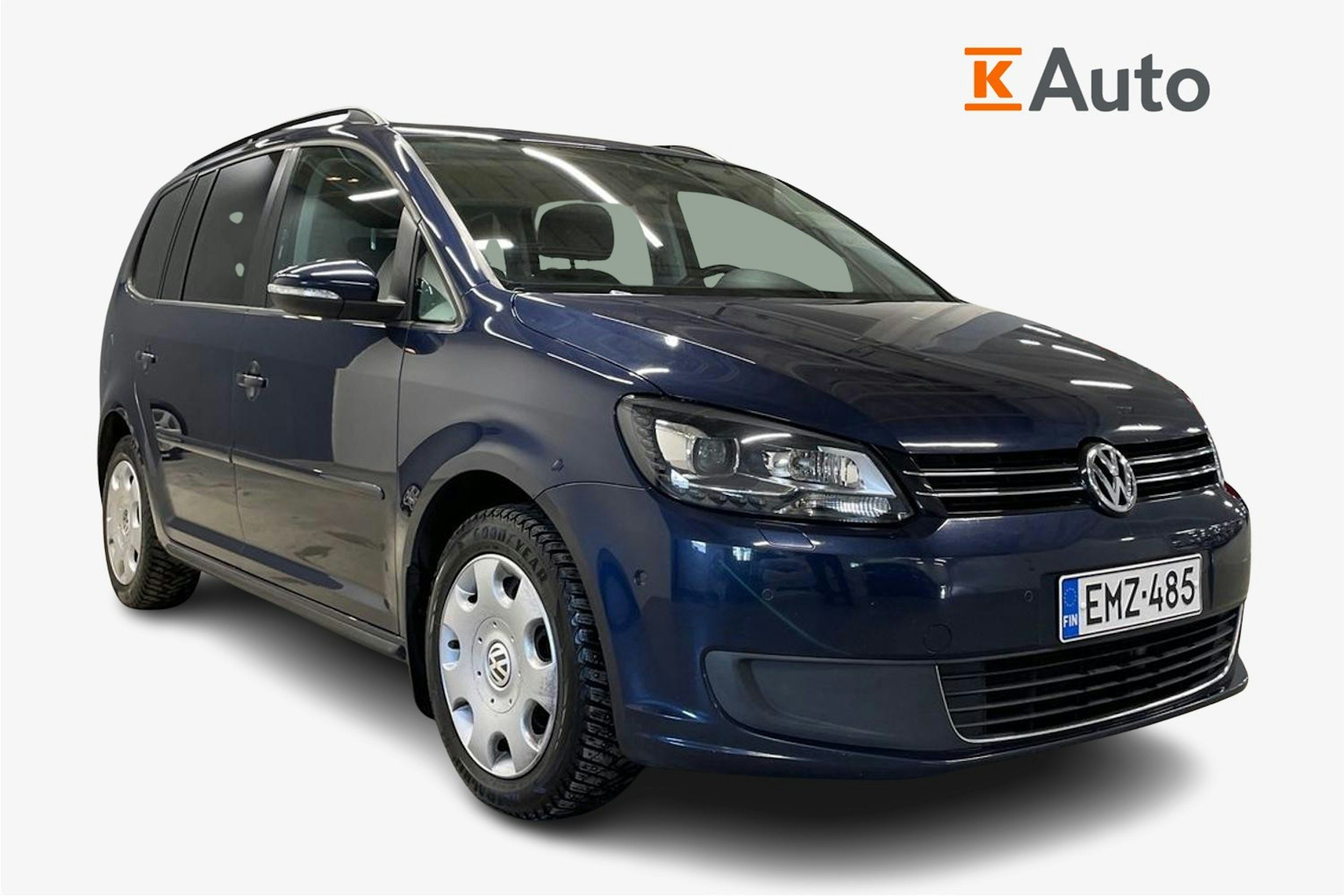 sininen Volkswagen Touran 2015 kuva 1.