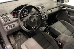 sininen Volkswagen Touran 2015 kuva 7.