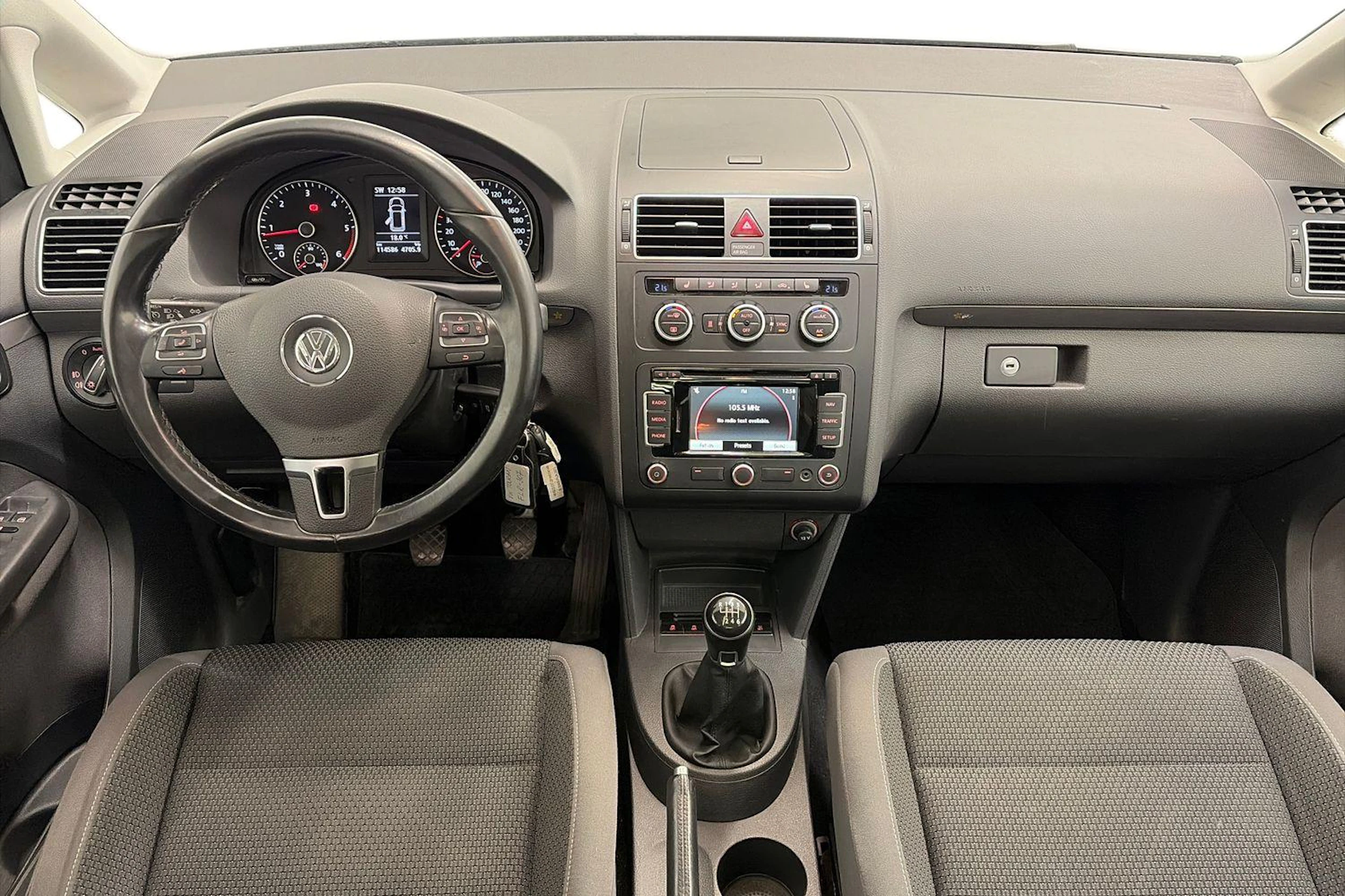 sininen Volkswagen Touran 2015 kuva 9.