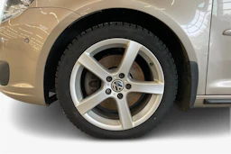 Ruskea (beige) Volkswagen TOURAN 2015 kuva 9.