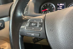 Ruskea (beige) Volkswagen TOURAN 2015 kuva 13.