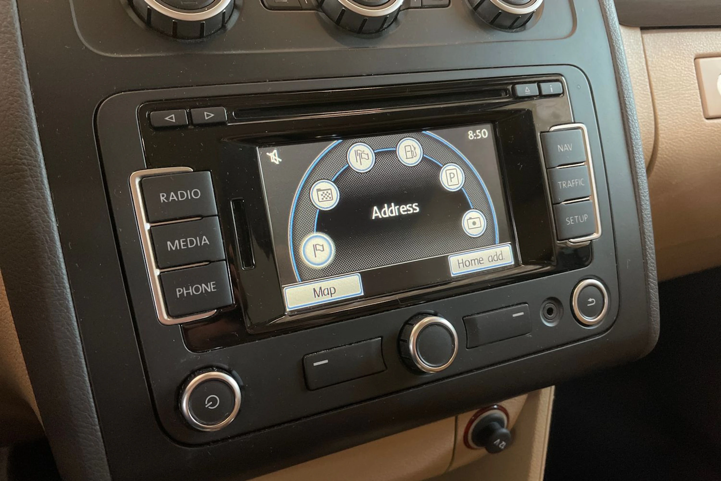 Ruskea (beige) Volkswagen TOURAN 2015 kuva 15.