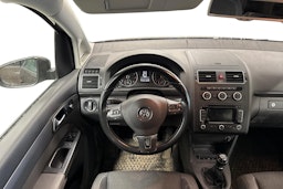 ruskea (beige) Volkswagen Touran 2015 kuva 3.
