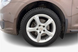 ruskea (beige) Volkswagen Touran 2015 kuva 9.