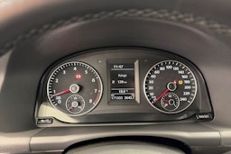 ruskea (beige) Volkswagen Touran 2015 kuva 13.