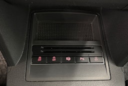 ruskea (beige) Volkswagen Touran 2015 kuva 19.