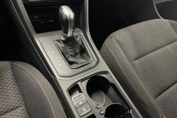 musta Volkswagen Touran 2016 kuva 23.