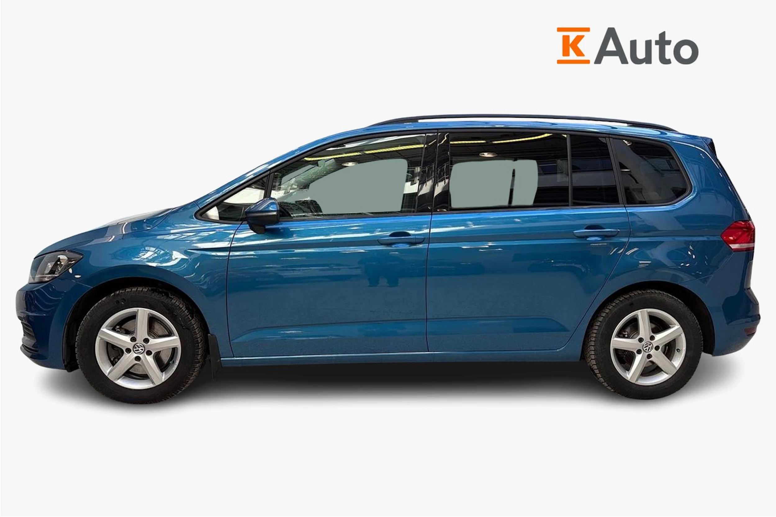 vihreä Volkswagen Touran 2016 kuva 5.
