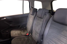 vihreä Volkswagen Touran 2016 kuva 8.