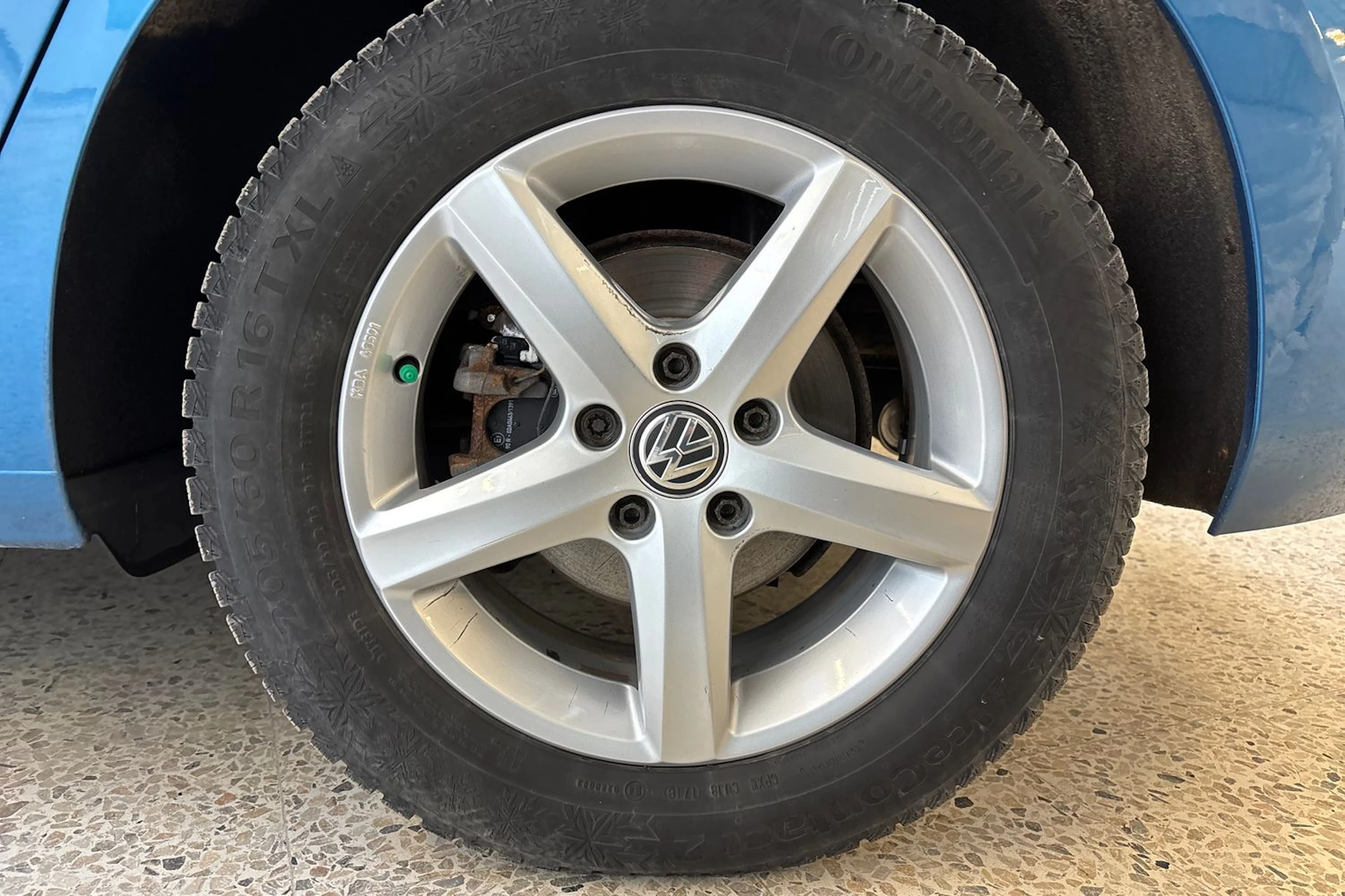 vihreä Volkswagen Touran 2016 kuva 10.