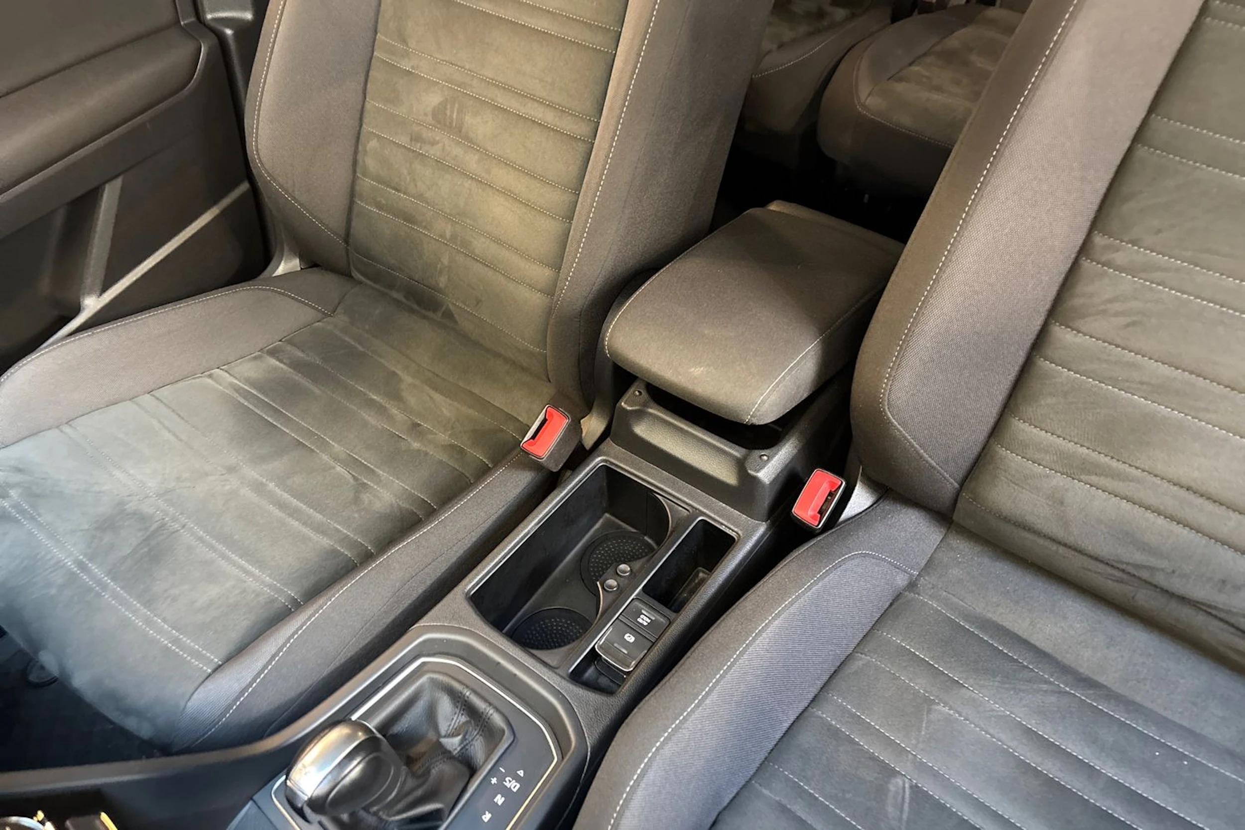 vihreä Volkswagen Touran 2016 kuva 19.