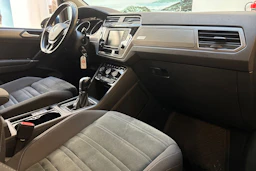 vihreä Volkswagen Touran 2016 kuva 20.