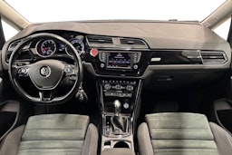 Harmaa Volkswagen TOURAN 2016 kuva 9.