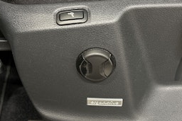 Harmaa Volkswagen TOURAN 2016 kuva 15.