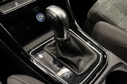 Harmaa Volkswagen TOURAN 2016 kuva 25.