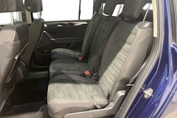 met. sininen Volkswagen Touran 2016 kuva 10.