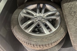 met. sininen Volkswagen Touran 2016 kuva 13.