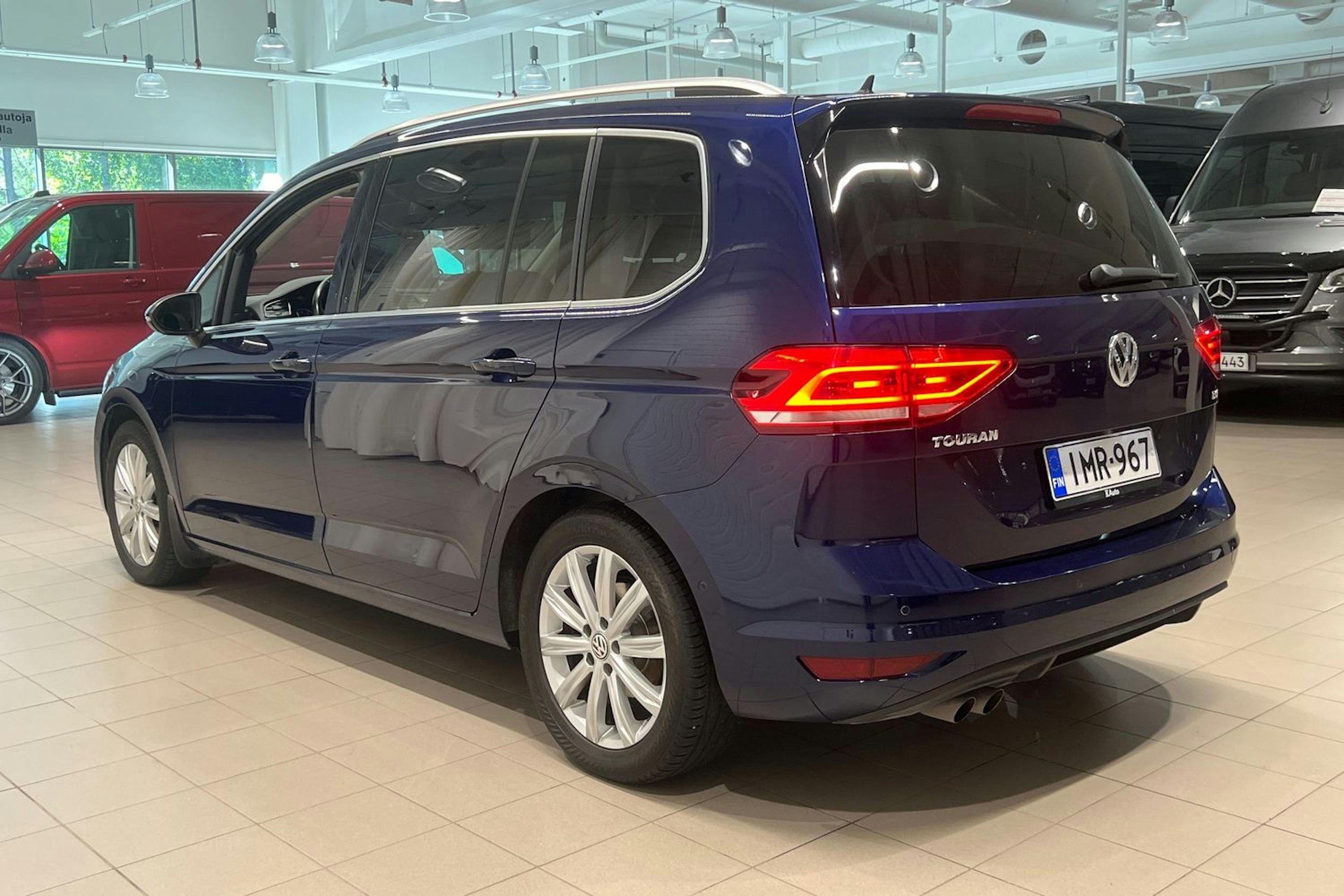 met. sininen Volkswagen Touran 2016 kuva 14.